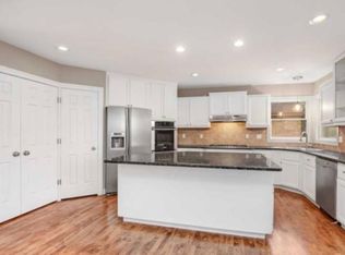 1809 Baker Park Rd, Maple Plain, MN 55359