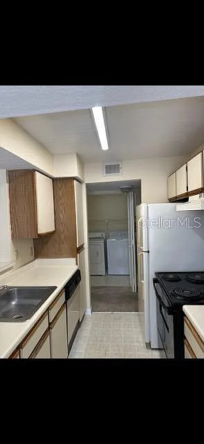 1 bed, 1.0 bath, 673 sqft, $1,200 — Photo 4