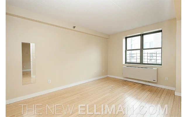 Rented by Douglas Elliman | media 27