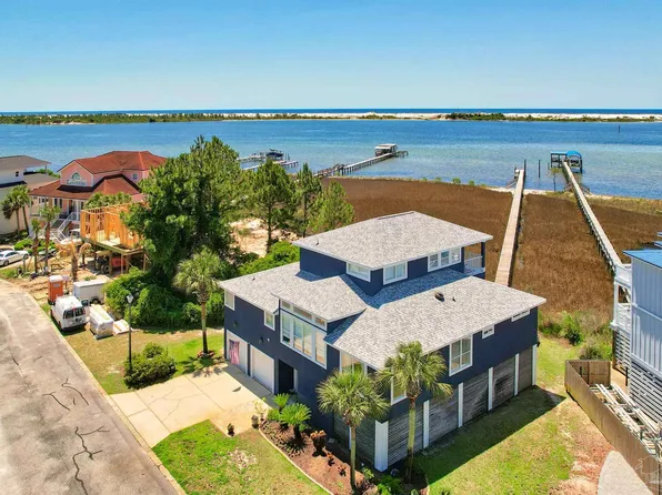 236 Tecumseh Ln, Mary Esther, FL 32569