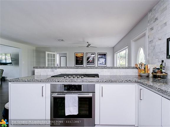 5th image of 4430 NE 16th Ave