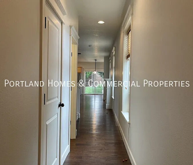 8814 N Curtis Ave — Photo 3