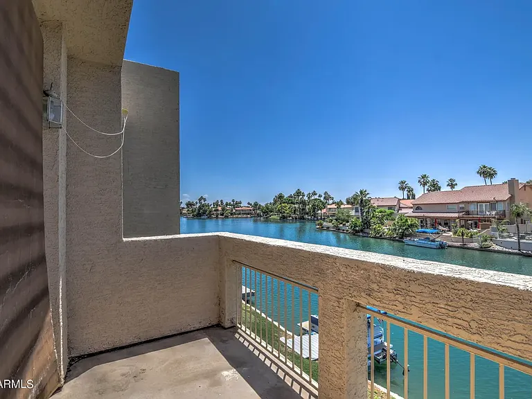 1442 W Coral Reef Dr — Photo 23