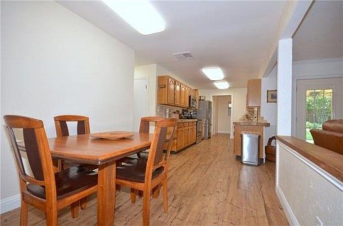 5th image of 4105 Staghorn Cir S