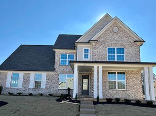 40 Hazel Crest Dr, Oakland, TN 38060