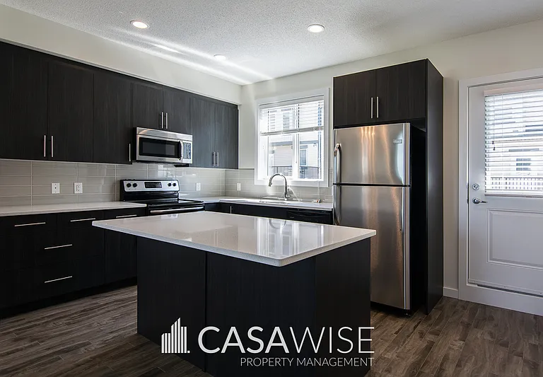 655 Watt Blvd SW #127 — Photo 1