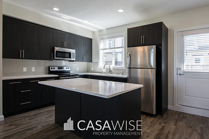 655 Watt Blvd SW #127