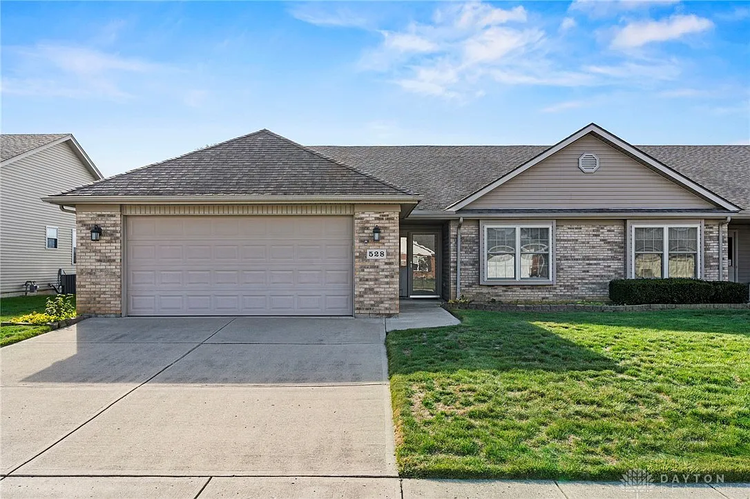 528 Jodee Dr photo 1