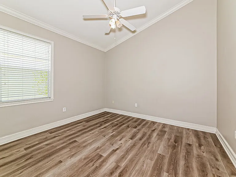 6340 Rookery Cir — Photo 14