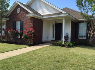 187 Ridgeview Dr, Millbrook, AL 36054