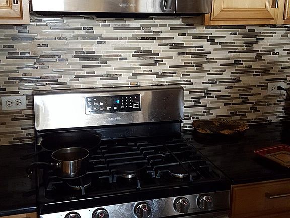 5th image of 1954 W Diversey Pkwy #1W