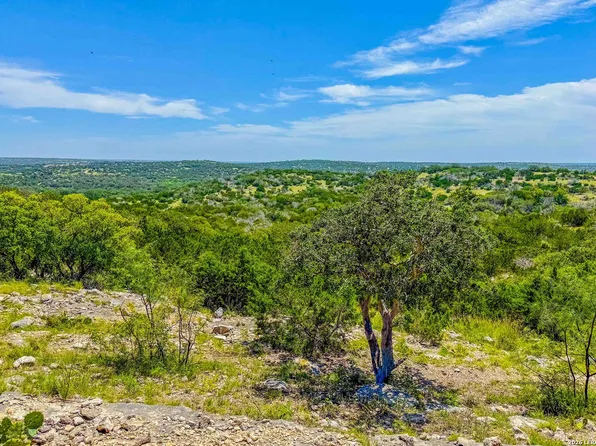 0 W SD 42000, Rocksprings, TX 78880