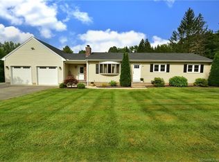 281 Abbe Rd, Enfield, CT 06082