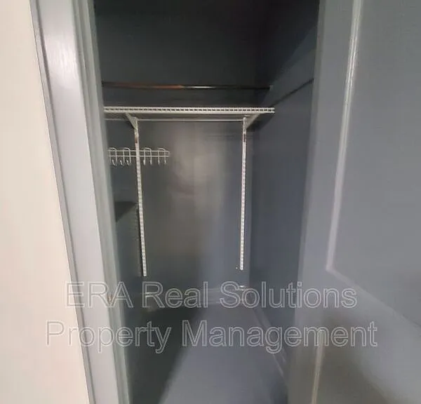 548 S Wayne Ave — Photo 11