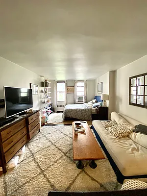 Rented by Guy Goldman, LREB | media 11
