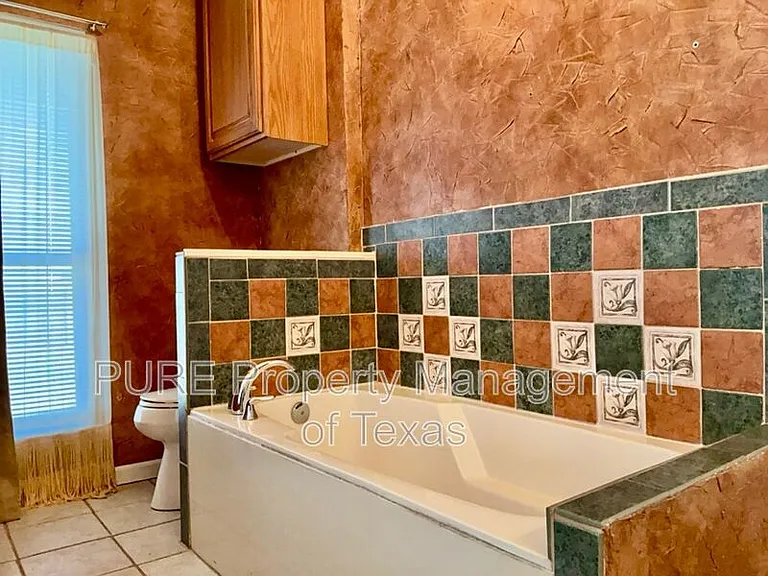 606 Eaglecreek Dr — Photo 14
