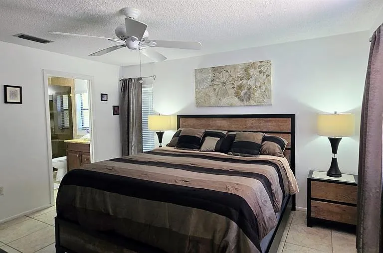 3803 Easton St — Photo 15