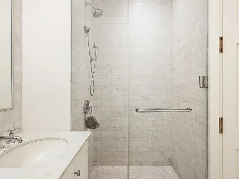 30 Park Pl #68B — Photo 14