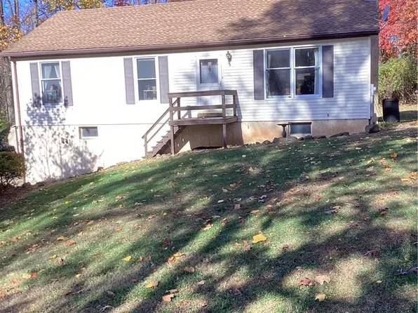 132 N Hills Rd, Barto, PA 19504