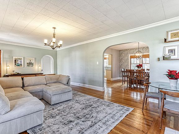 2nd image of 85 Arcadia Ave