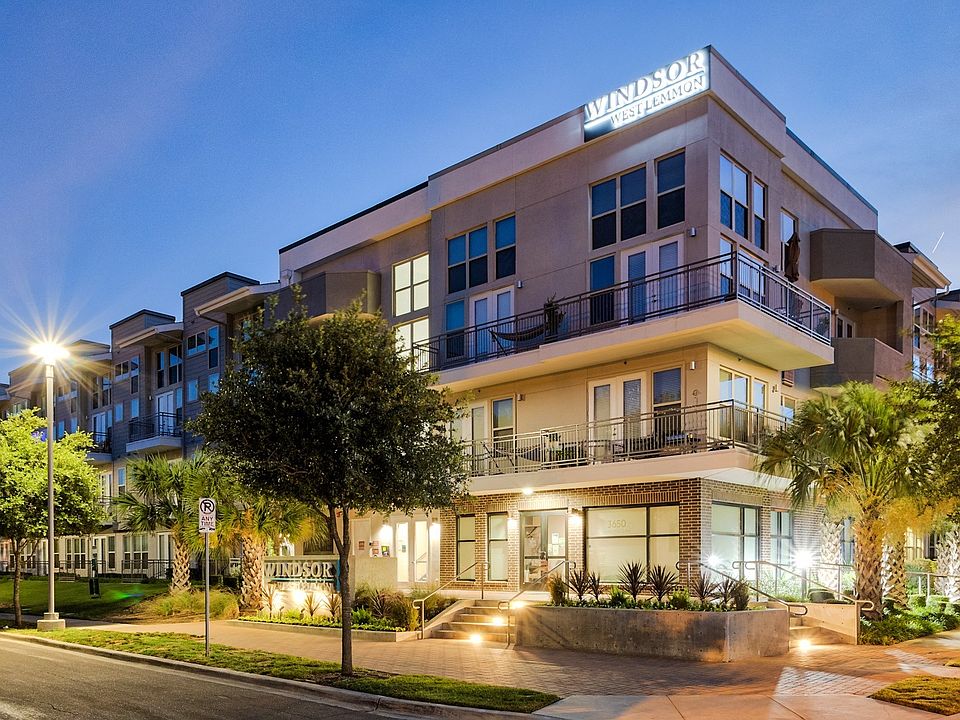 Located less than 10 minutes from both Uptown and Downtown Dallas