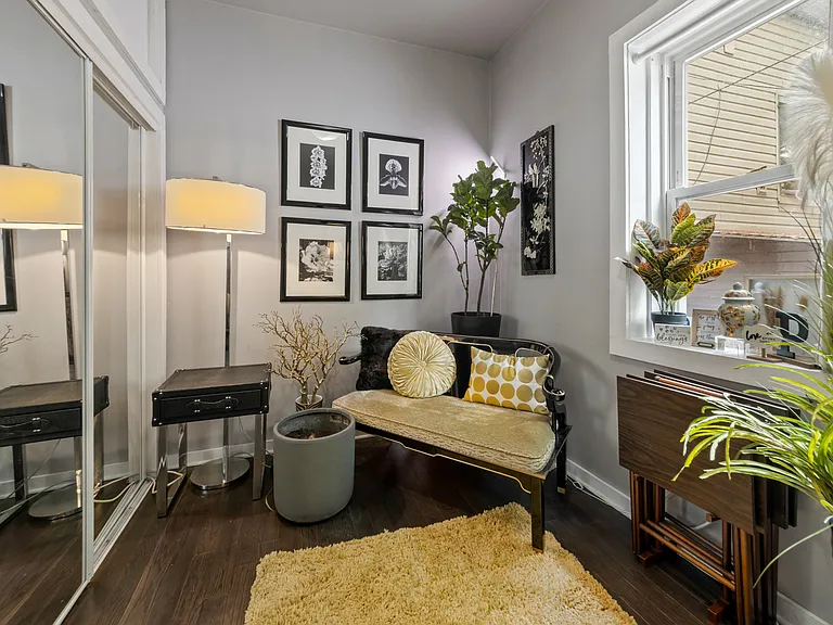 2734 W 18th St #1R — Photo 12