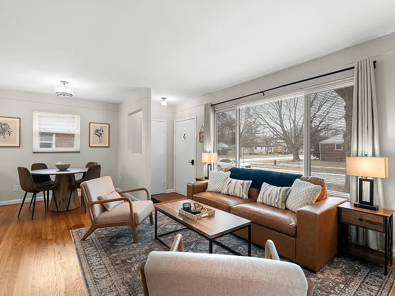 36640 Angeline Cir — Photo 5