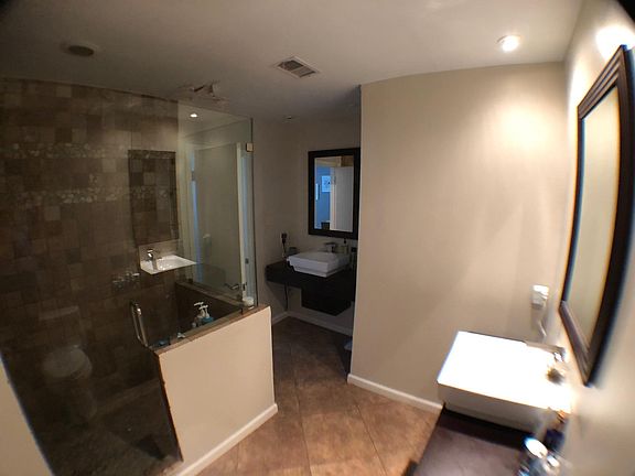 Master En-Suite