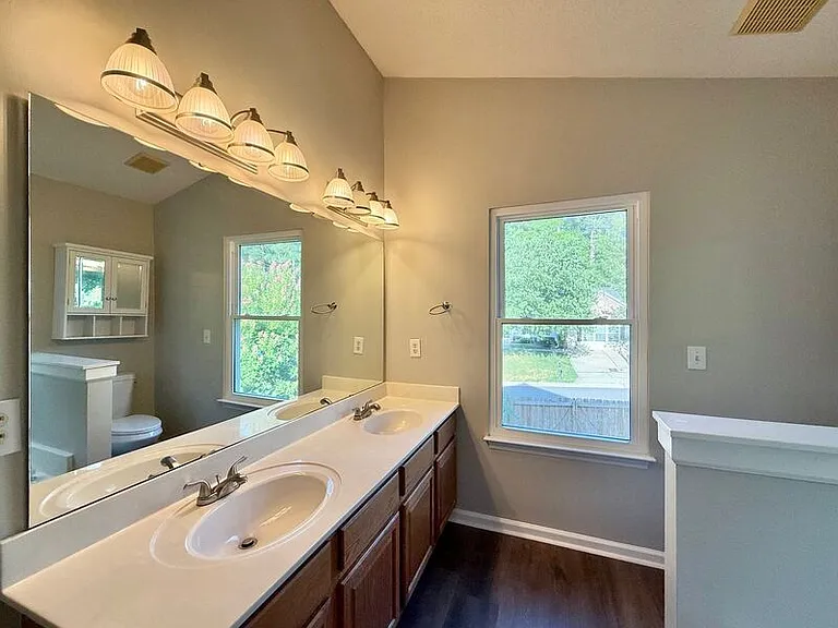 301 Siena Dr — Photo 17