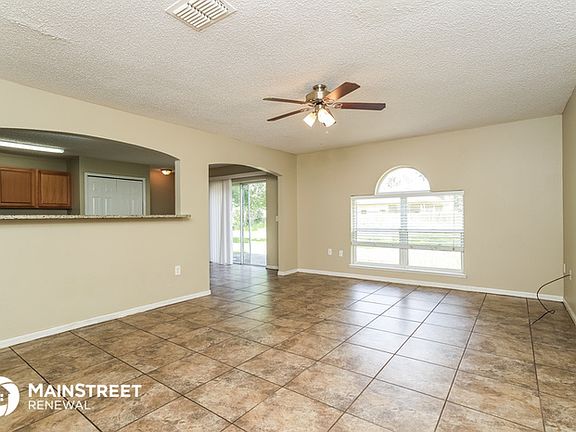4th image of 612 Floridian Dr