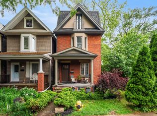 224 Gilmour Ave, Toronto, ON M6P 3B4