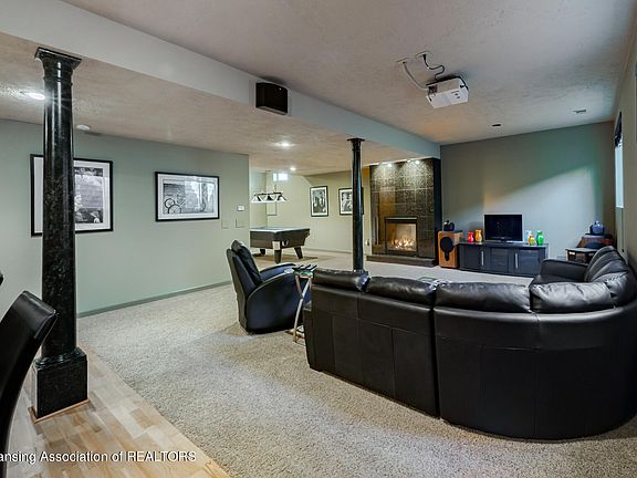 5th image of 2551 Sanibel Holw