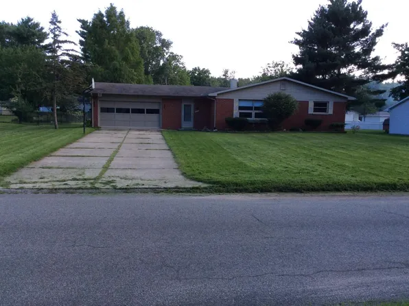 18342 Clairmont Dr, South Bend, IN 46637