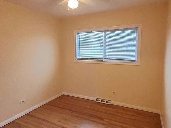 5th image of 2028 Williamsburg Dr #106