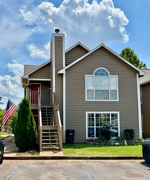 309 Waters Edge Ln — Photo 1