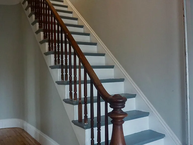 678A Maplewood Ave — Photo 23