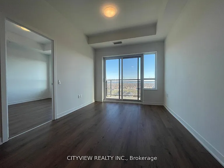 395 Dundas St W #Penthouse 10 — Photo 5