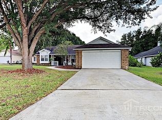 3340 Silvermoon Dr, Plant City, FL 33566