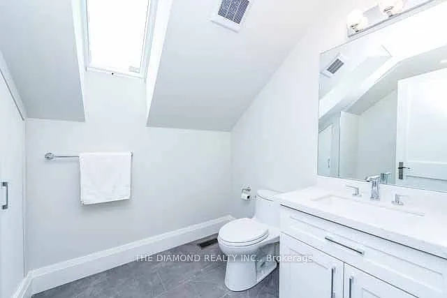 188 Westminster Ave — Photo 16