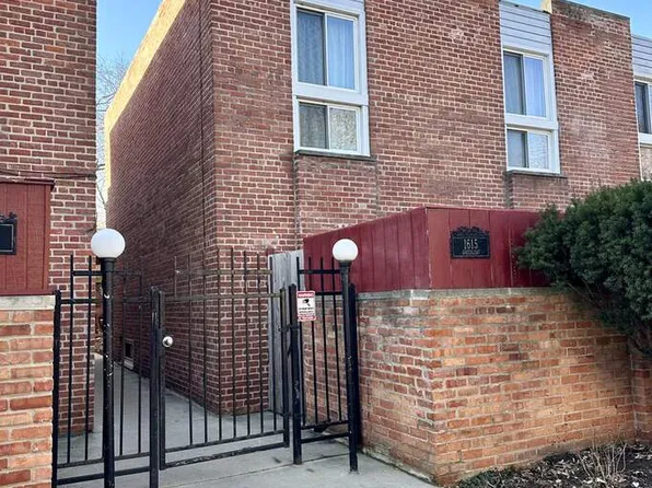 1615 W Greenleaf Ave, Chicago, IL 60626