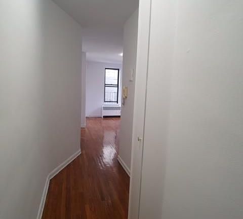 3rd image of 201 W 91st St APT 5B