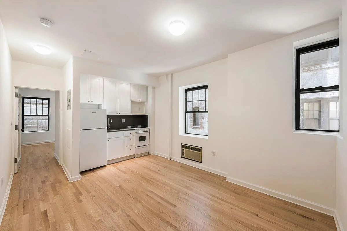 370 Central Park West — Photo 1
