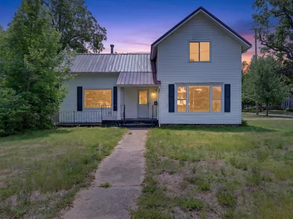 736 W Green St, Hastings, MI 49058
