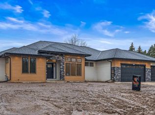 13673 W Howard Ave, New Berlin, WI 53151
