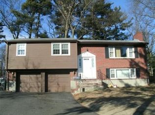 911 Washington St, Dedham, MA 02026