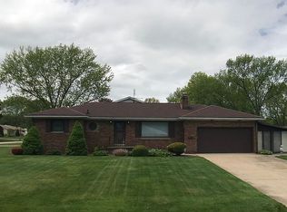 368 35th St SW, Barberton, OH 44203
