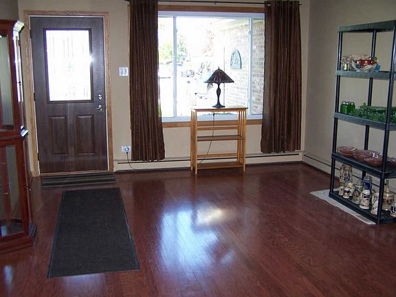 3rd image of 1097 W Villa Dr
