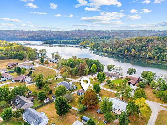 2nd image of 517 Arrowhead Circle