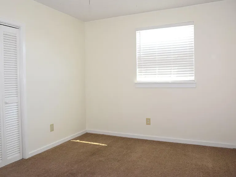 1500 River Mill Dr #312 — Photo 21