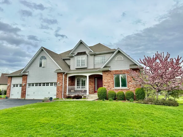 3108 Covered Bridge Ln, Dekalb, IL 60115